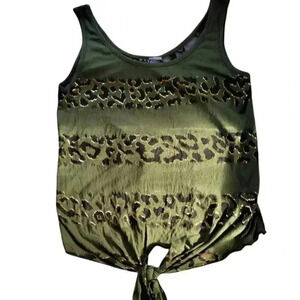 Sleeveless Top Bottom Tie  in Green & Black and Net Back